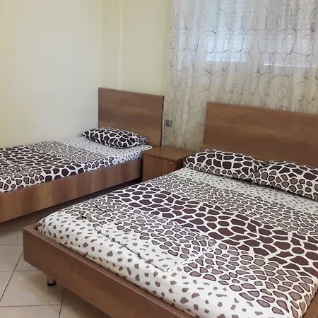 Emili * ボルシュ