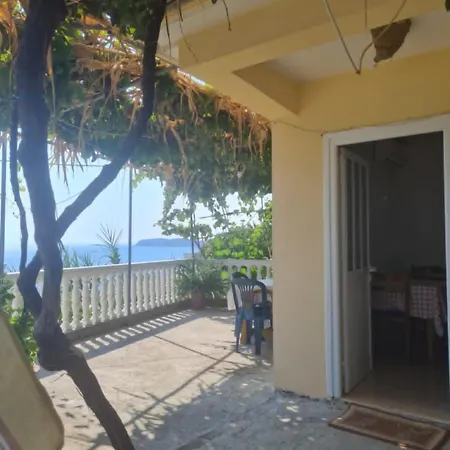 Apartment Emili *