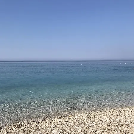 Apartman Emili Borsh