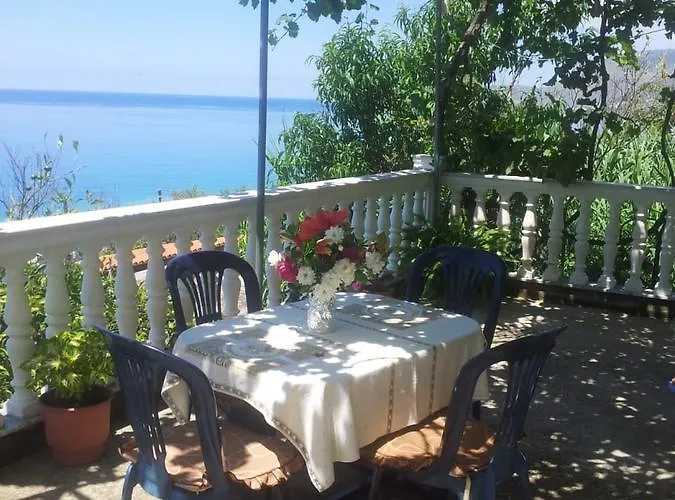 Emili Apartman *